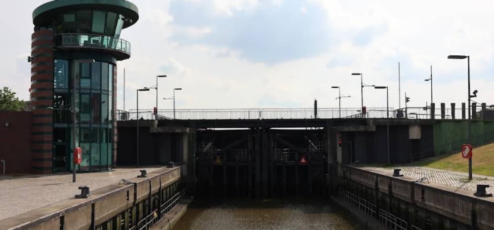 Im-jaich Lloyd Marina Bremerhaven