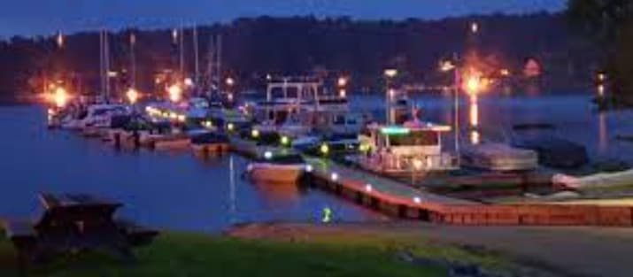 Majestic Mountain Marina