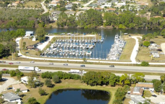 Cape Crossing Marina