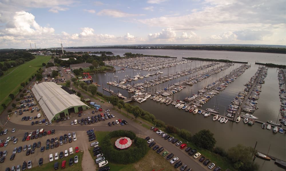 HAMBURGER YACHTHAFEN