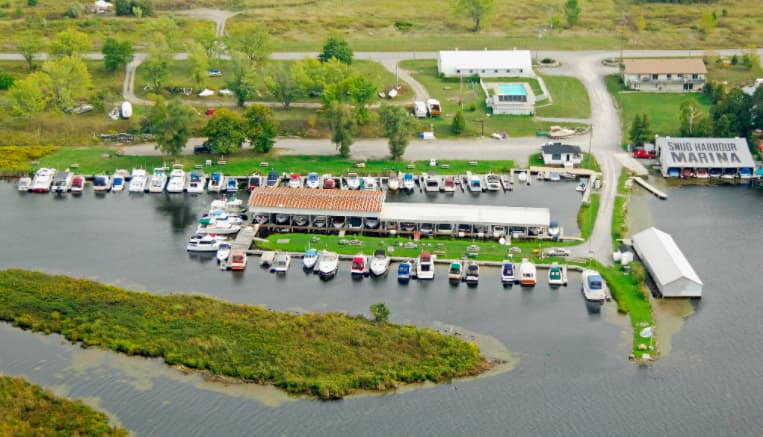 Moorings at Snug Harbour 
