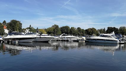 Marina Marianne am Pohlesee.