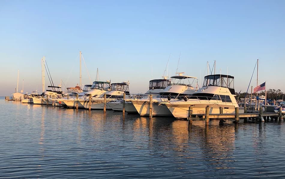 Lanoka Harbor Marina