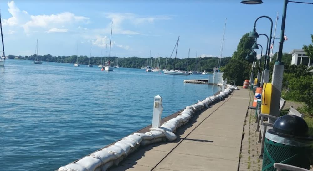 Youngstown Public Dock