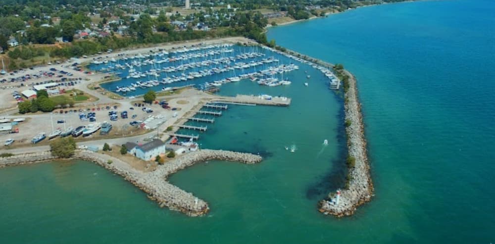 Port Dover Harbour Marina
