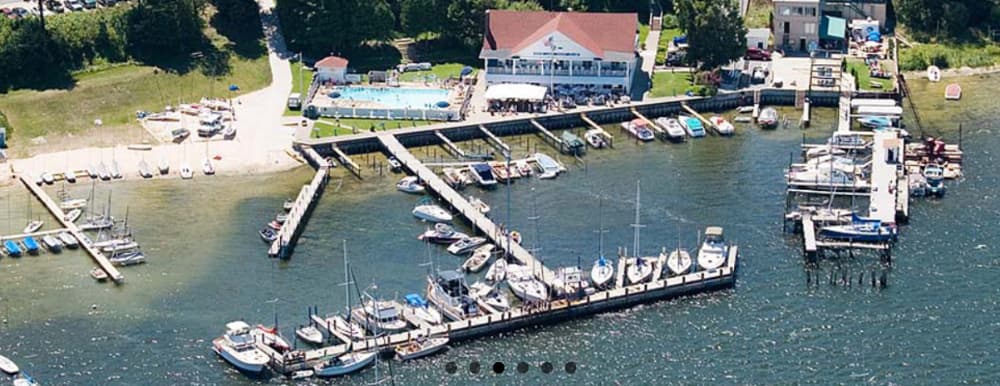   White Lake Yacht Club