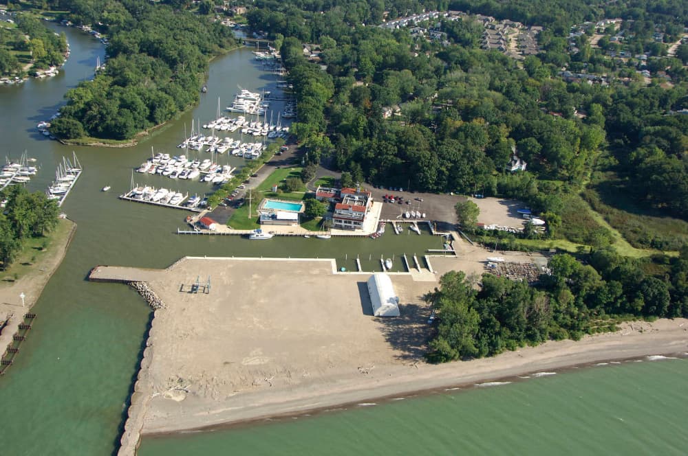 Mentor Harbor Yachting Club