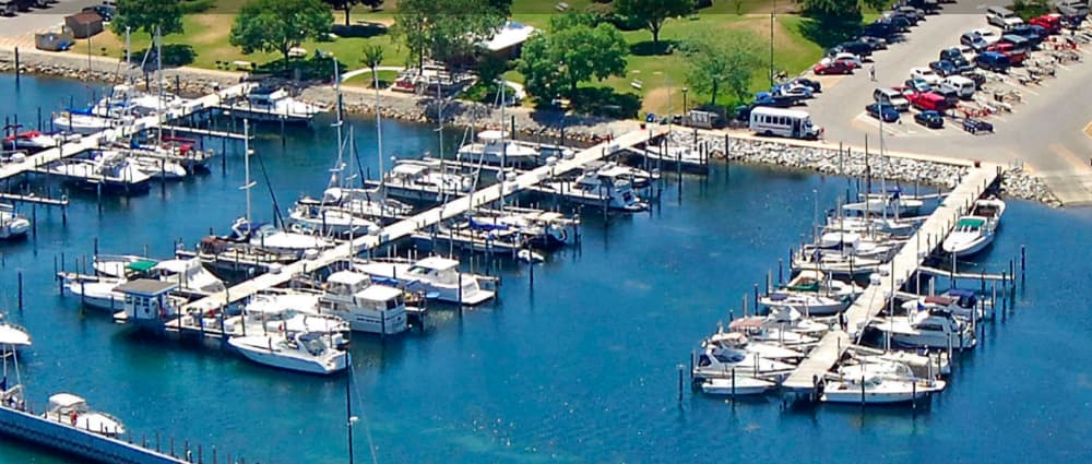 G. Marsten Dame Marina(Northport Harbor)