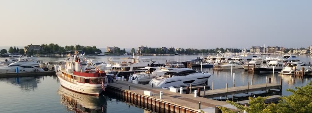 Bay Harbor Yacht Club