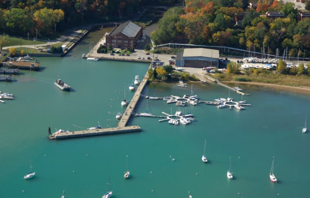 MWR Great Lakes Marina