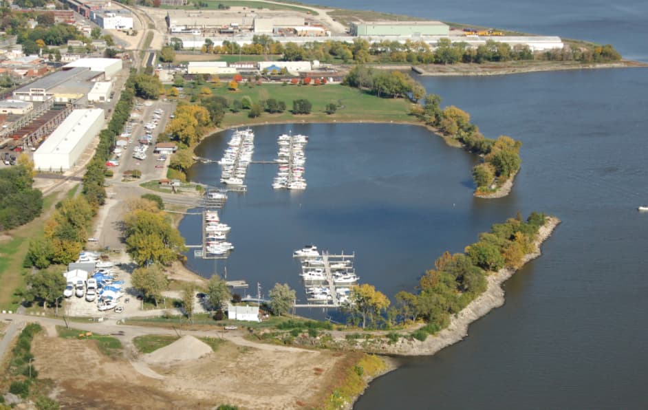 Detweiller Marina