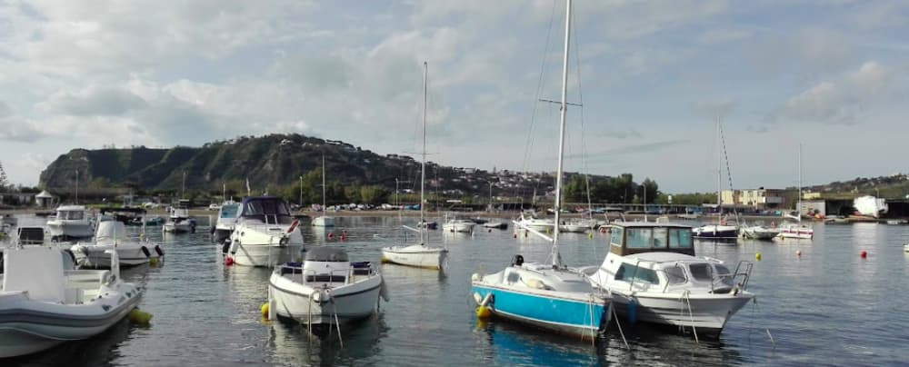 Lega Navale Italiana - base nautica - Sezione di Bacoli