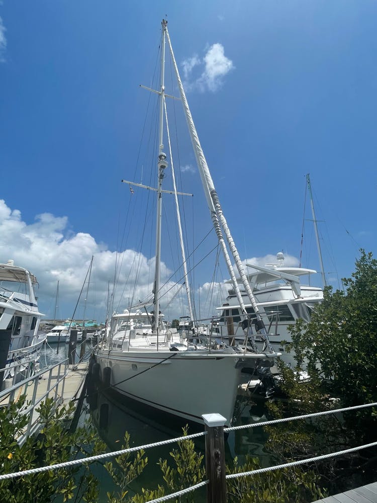 Stock Island Yacht Club & Marina
Dancing' Bear, Robert Perry 63ft sloop