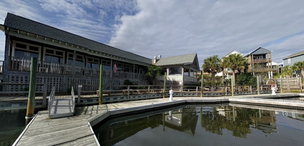 Sears Landing Grill and Boat Docks
