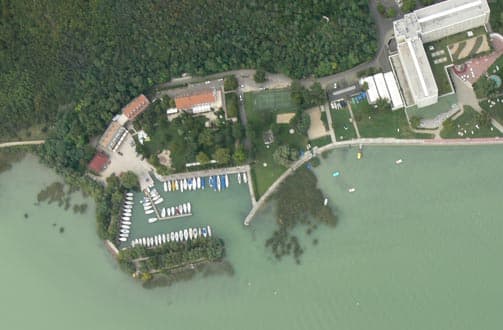  Tihanyi Yacht Club