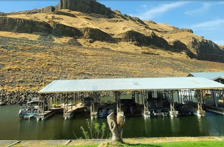  KOA Holidays STARBUCK / LYONS FERRY MARINA KOA HOLIDAY