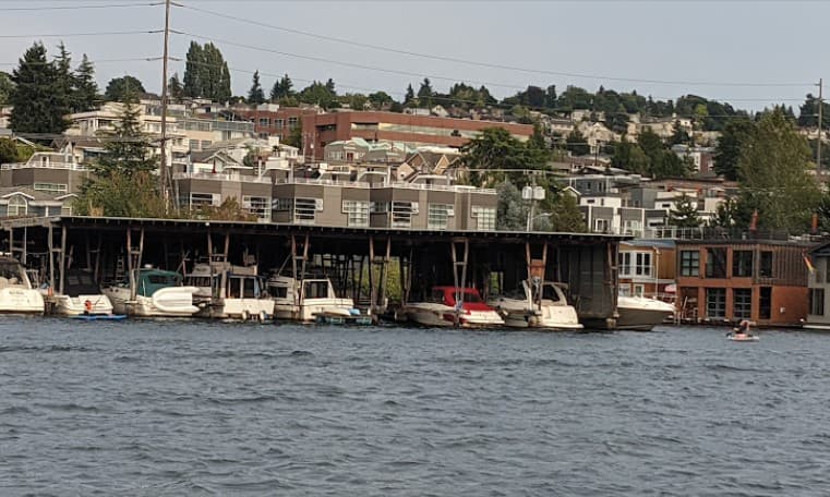Chinook Lake Union Boat Moorage
