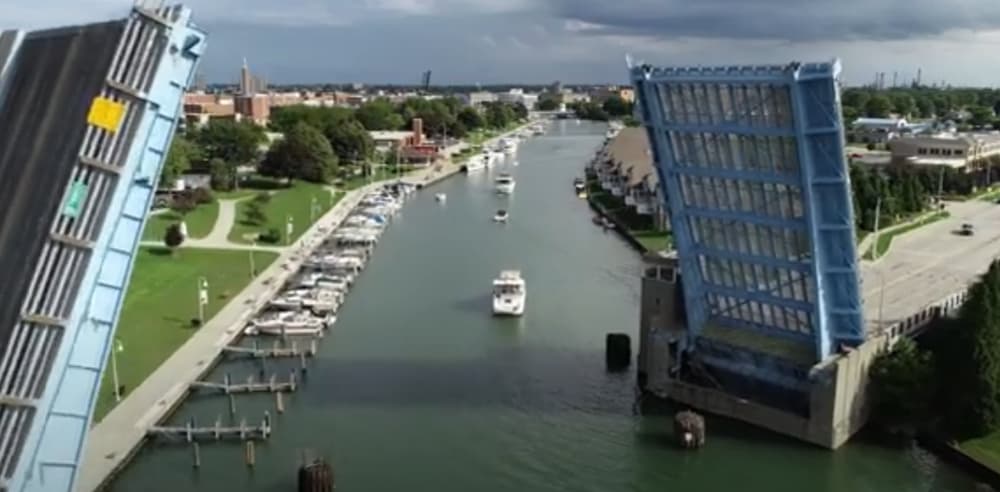 Desmond Marine- River Street Marina