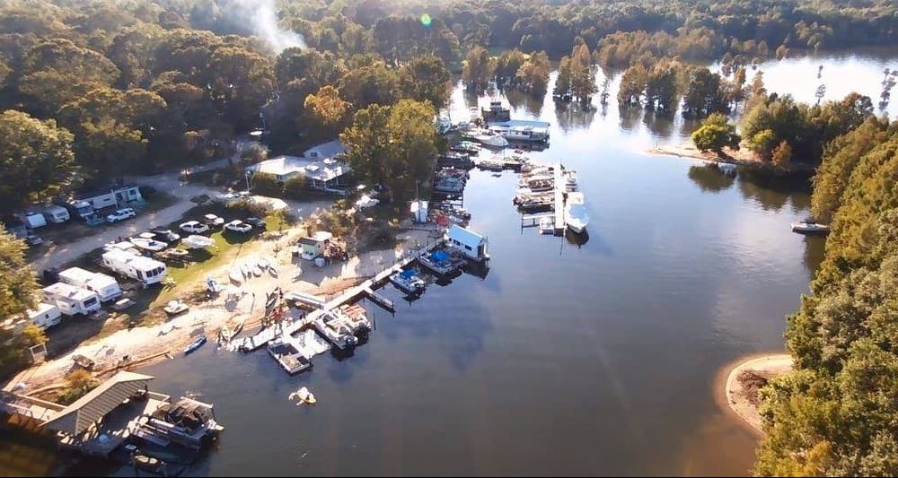 Lakeside Marina & Resort