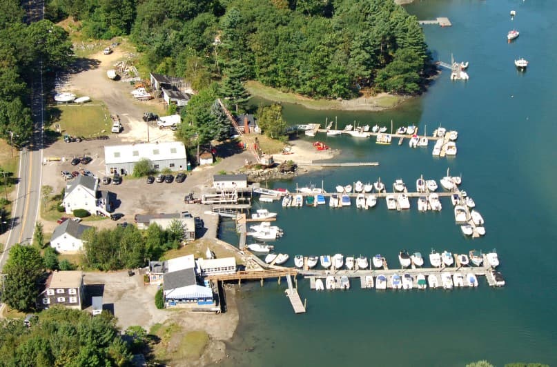 BG's Boat House Restaurant & Marina