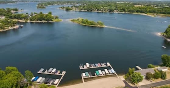 Windsong Shelter and Marina