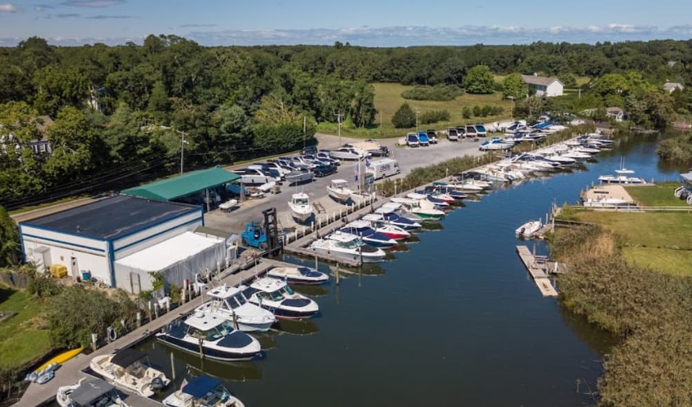  SOUTHAMPTON PECONIC MARINA