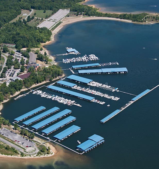 Fourwinds Lakeside Inn & Marina