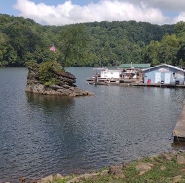 Horseshoe Bend Marina & Campgrounds