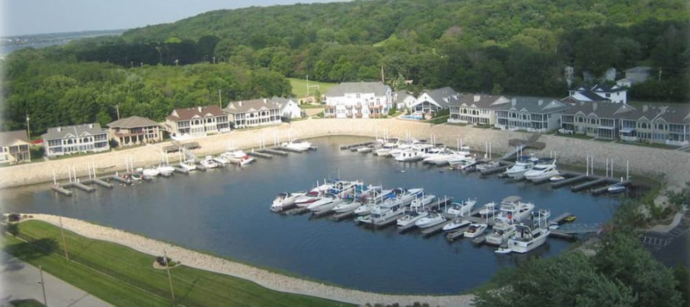 Villas at Safe Harbor (Private)