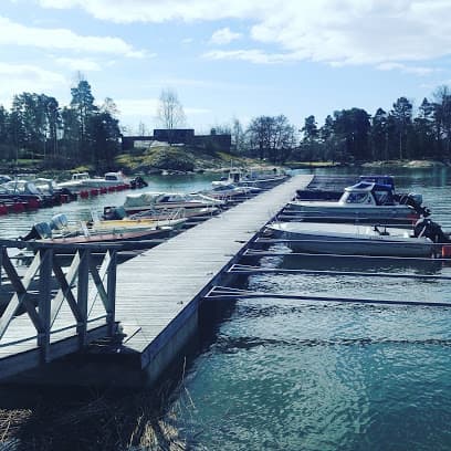 Gumbostrand venesatama