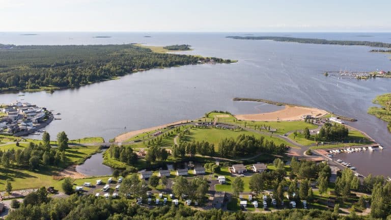 Meripuiston venesatama