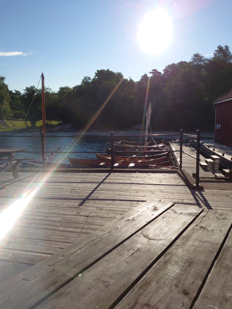 Traditional rowing boats. Other boats too